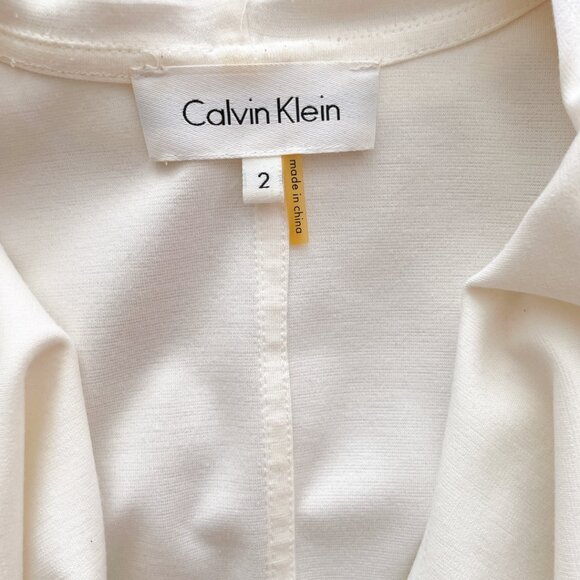 Calvin Klein White ruffle blazer - Size 2 (small) - Picture 2 of 13